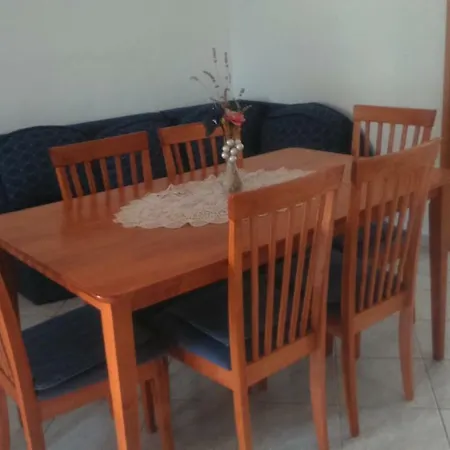 Apartament Toni Vir