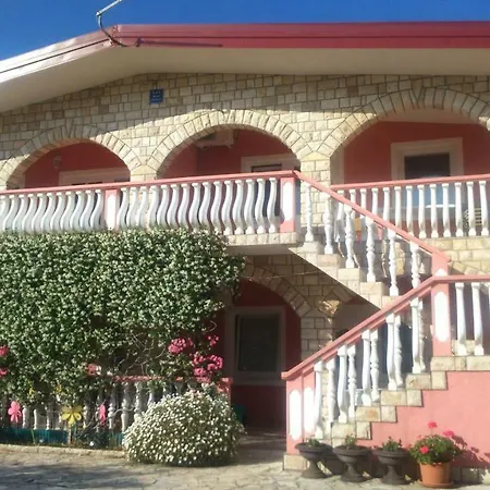 Apartament Toni