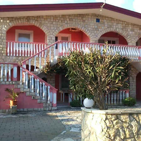 Apartament Toni