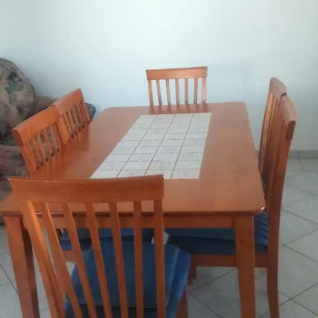 Apartament Toni *